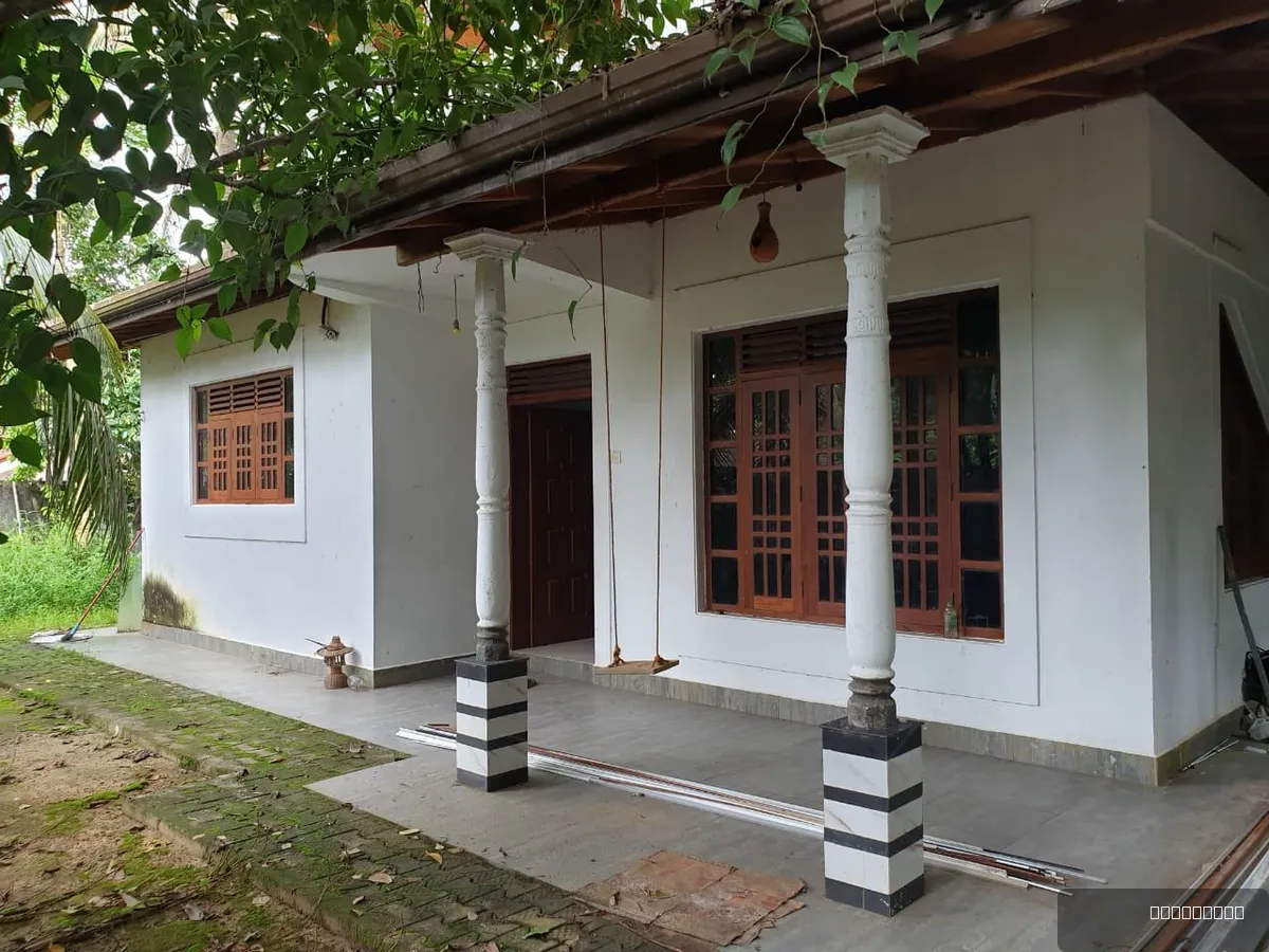 13.25 perch House for Sale in Aparekka