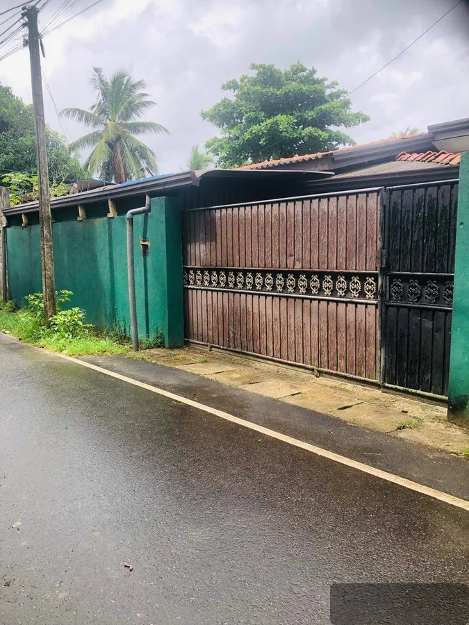 6 perch House for Sale in Matara